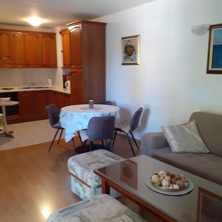 מאקרסקה Apartman Mira מראה חיצוני תמונה